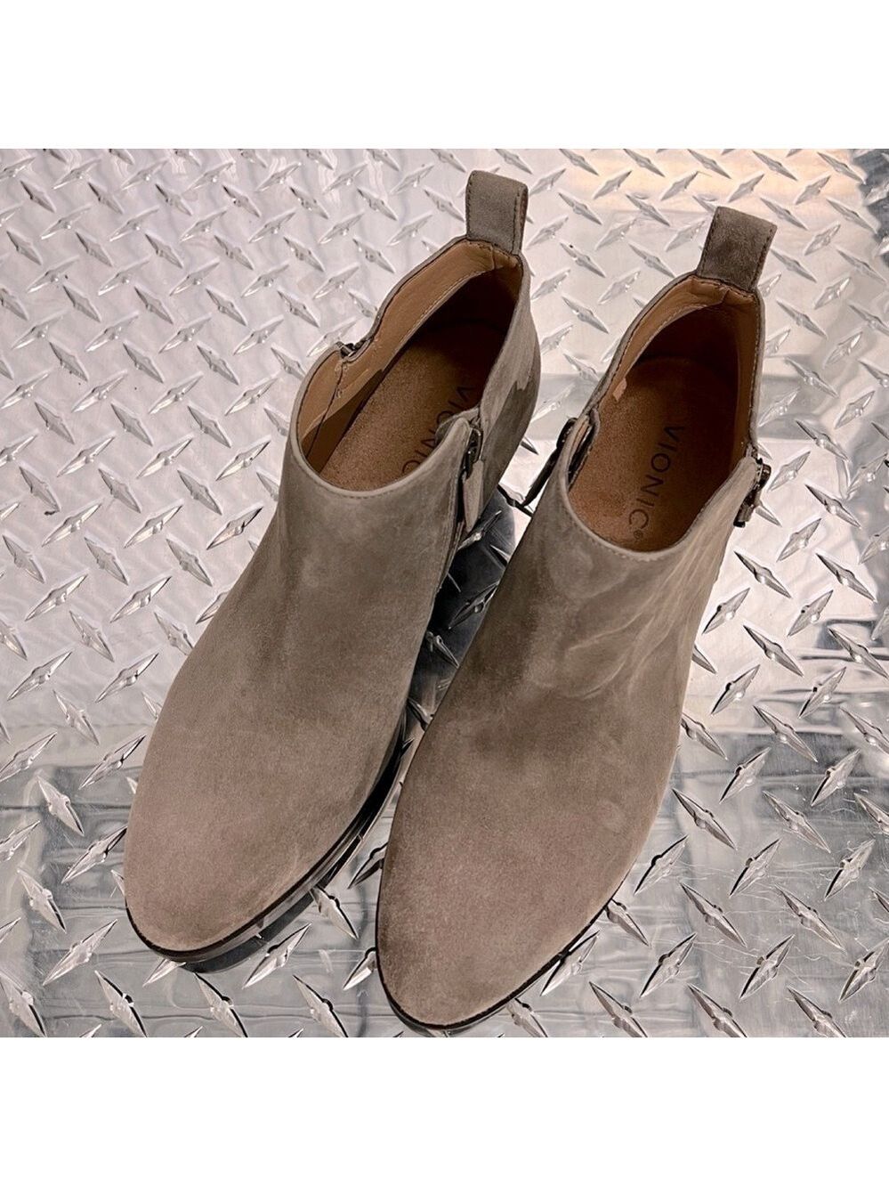 NWOB $169 Waterproof Vionic Cecily Suede Bootie - Stone - - Picture 10 of 13